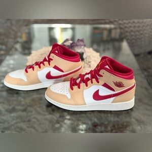 Air Jordan 1 Mid (GS / Youth) Curry Cardinal Red 5.5
